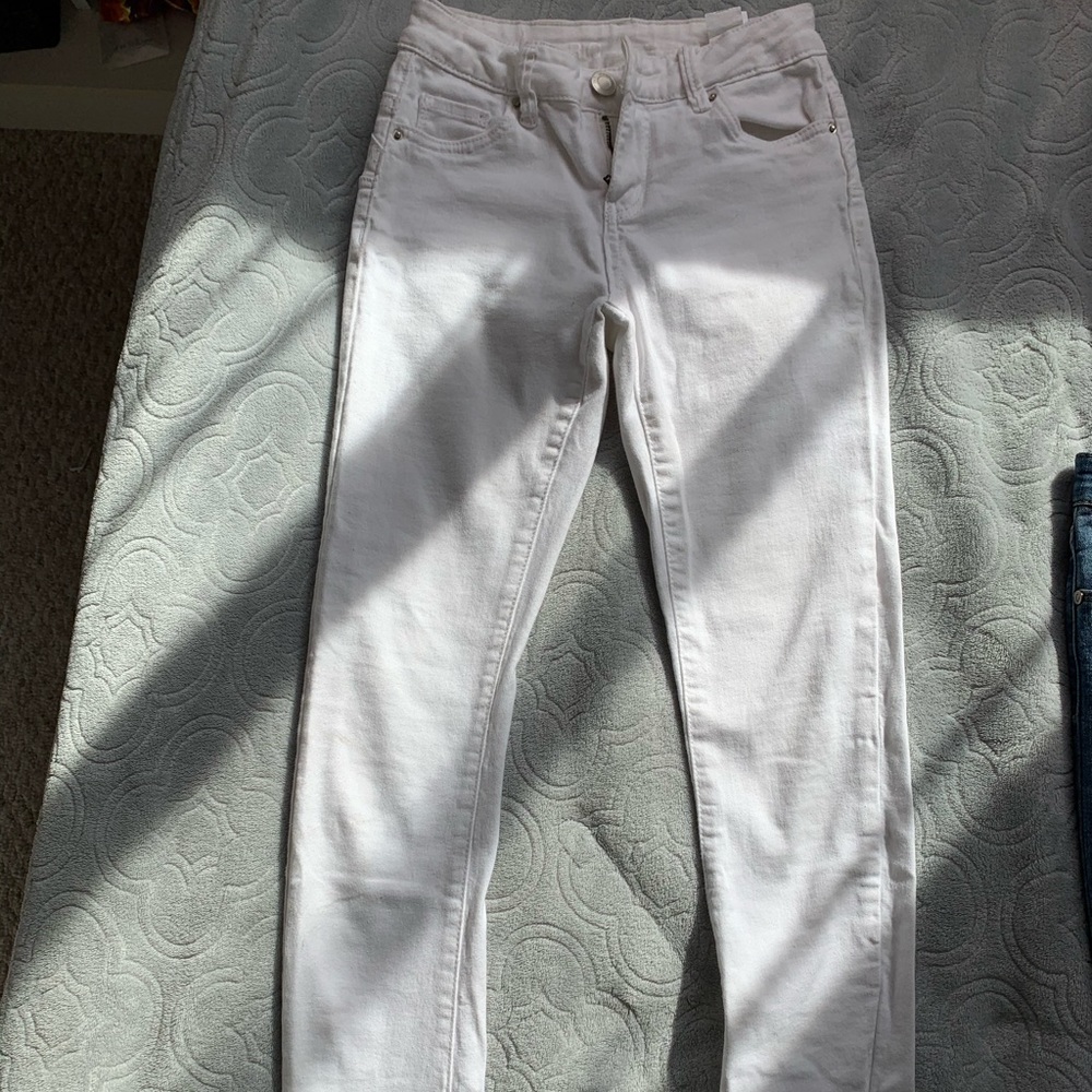 Low Rise Stitches Jeans
